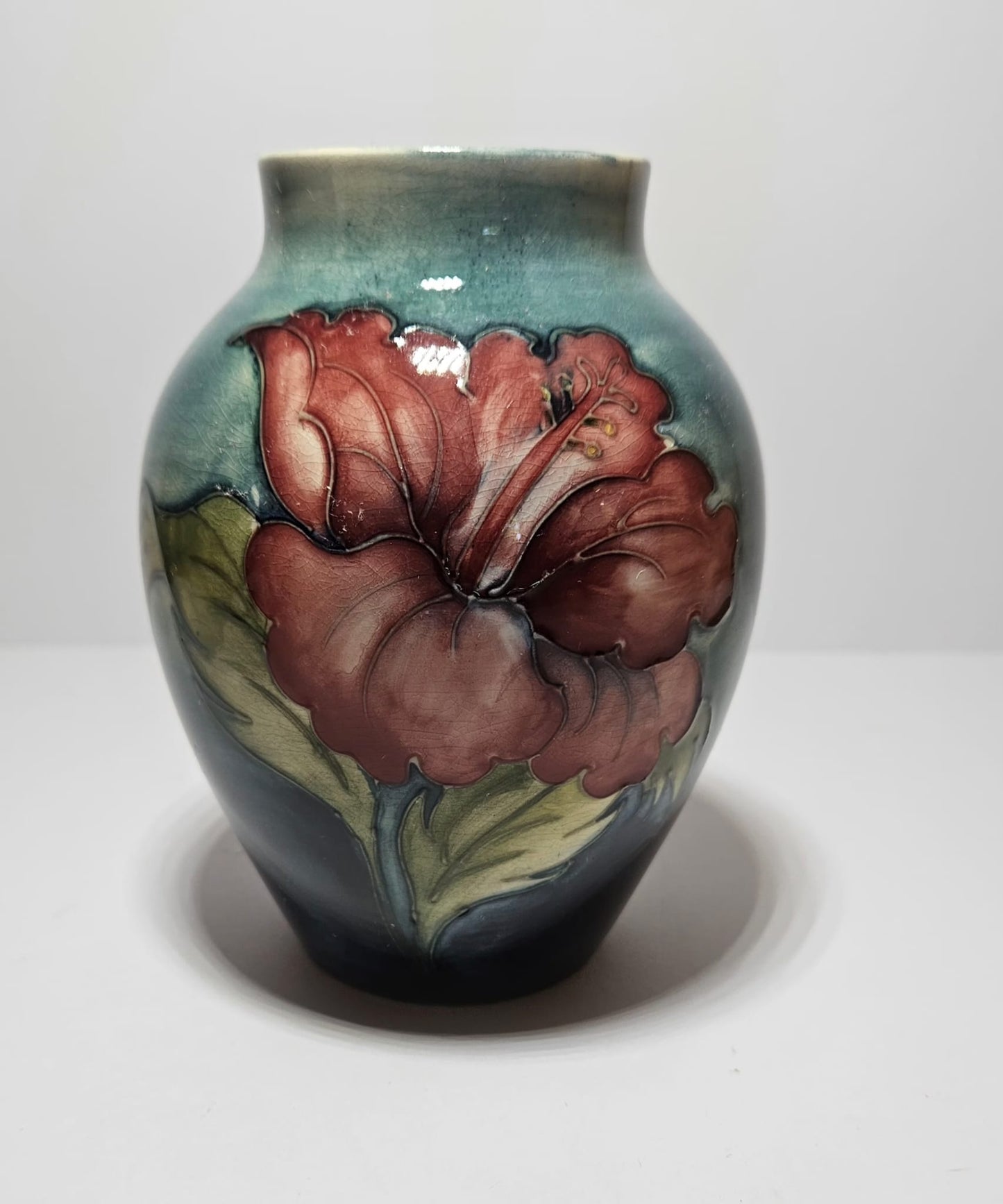 Vintage Moorcroft flambe glaze Pottery Hibiscus Pattern Vase