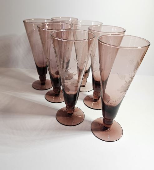 7 x Vintage mauve Parfait Wine Pilsner Glasses Flower design etched
