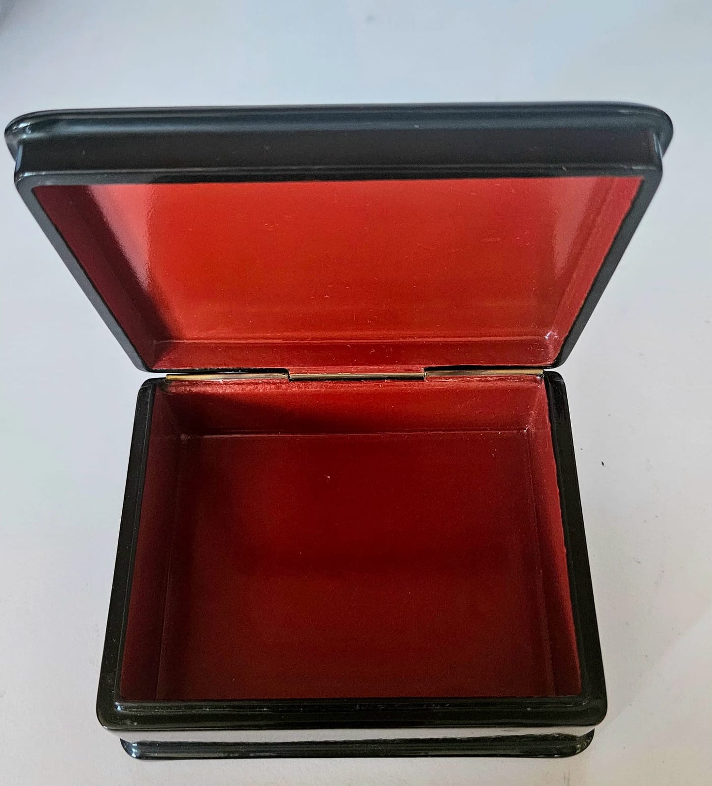 Vintage Russian Lacquer Box Hand Painted Signed by Alexey Skalozub