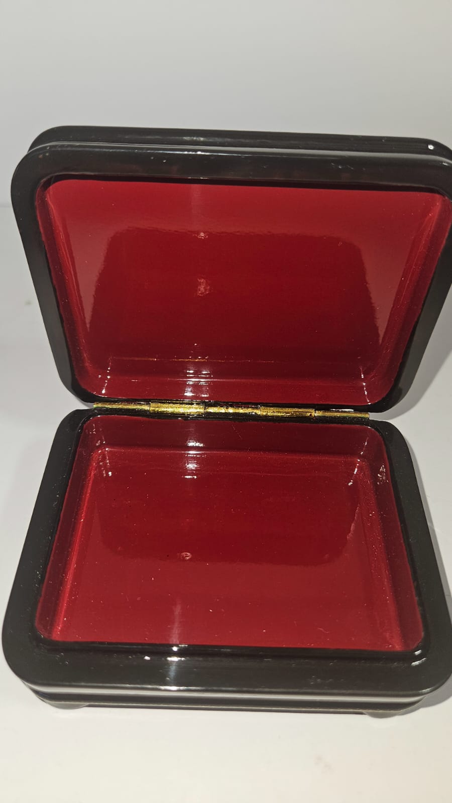 Vintage Hand-painted miniature Russian lacquer box by Skalozub A.V.