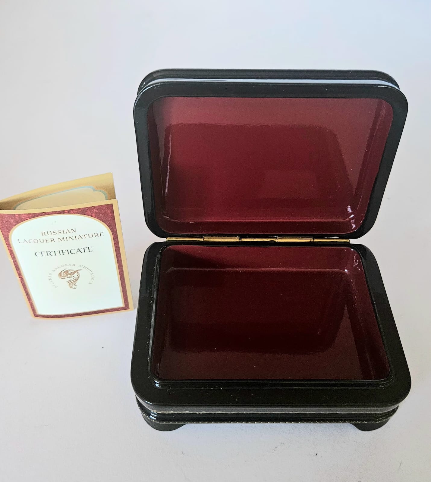 Vintage Hand-painted miniature Russian lacquer box by Skalozub A.V.