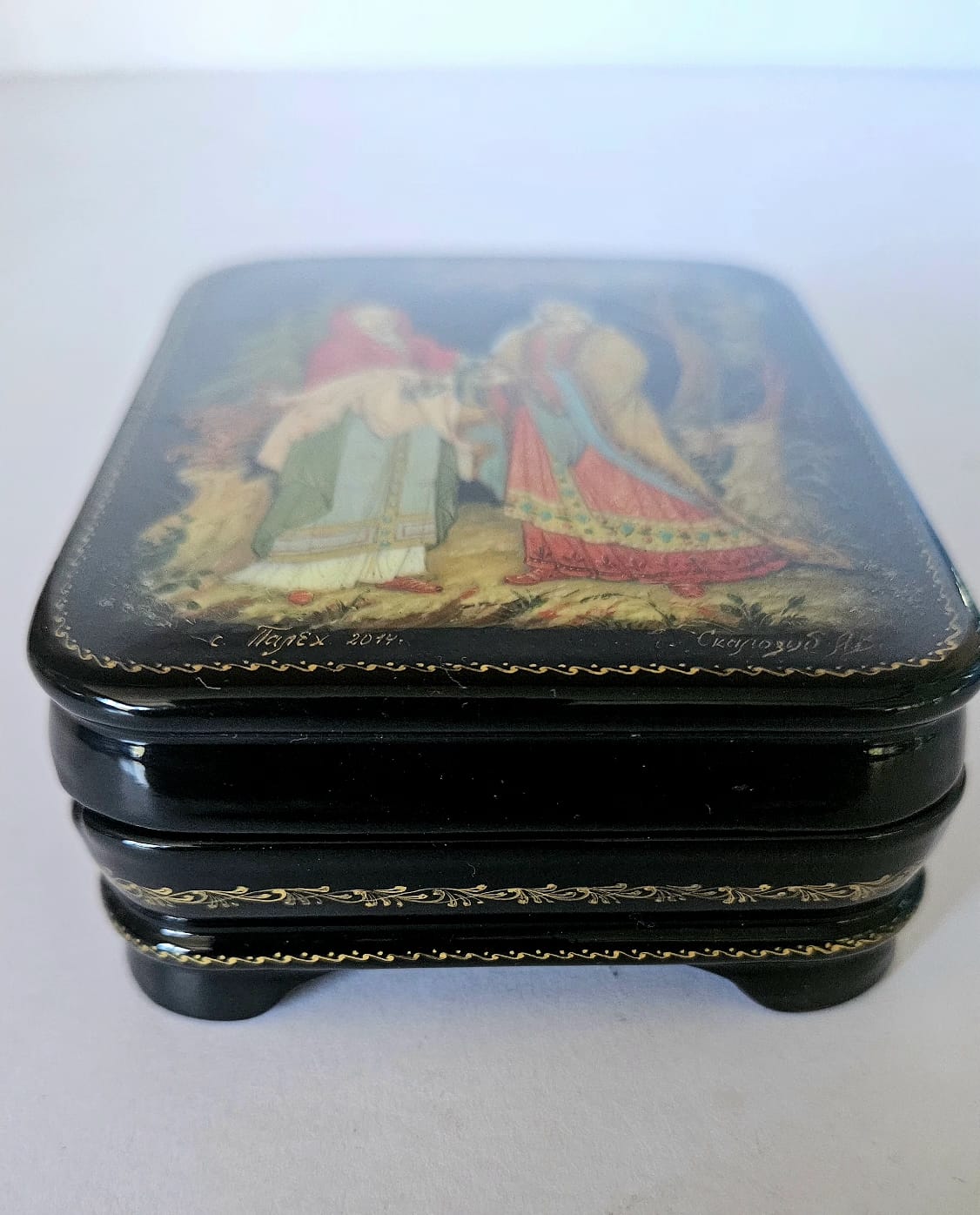 Vintage Hand-painted miniature Russian lacquer box by Skalozub A.V.