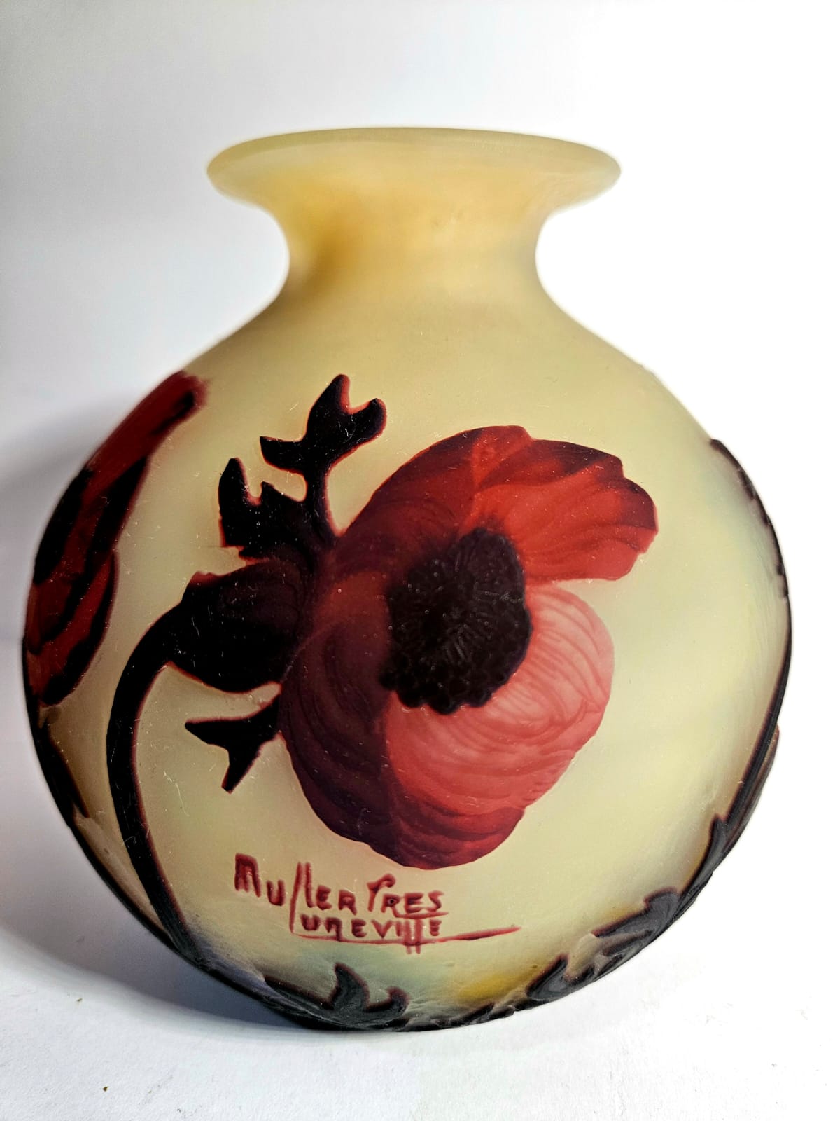 Magnificent Muller Freres Luneville acid-etched Poppies Vase Circa 1920