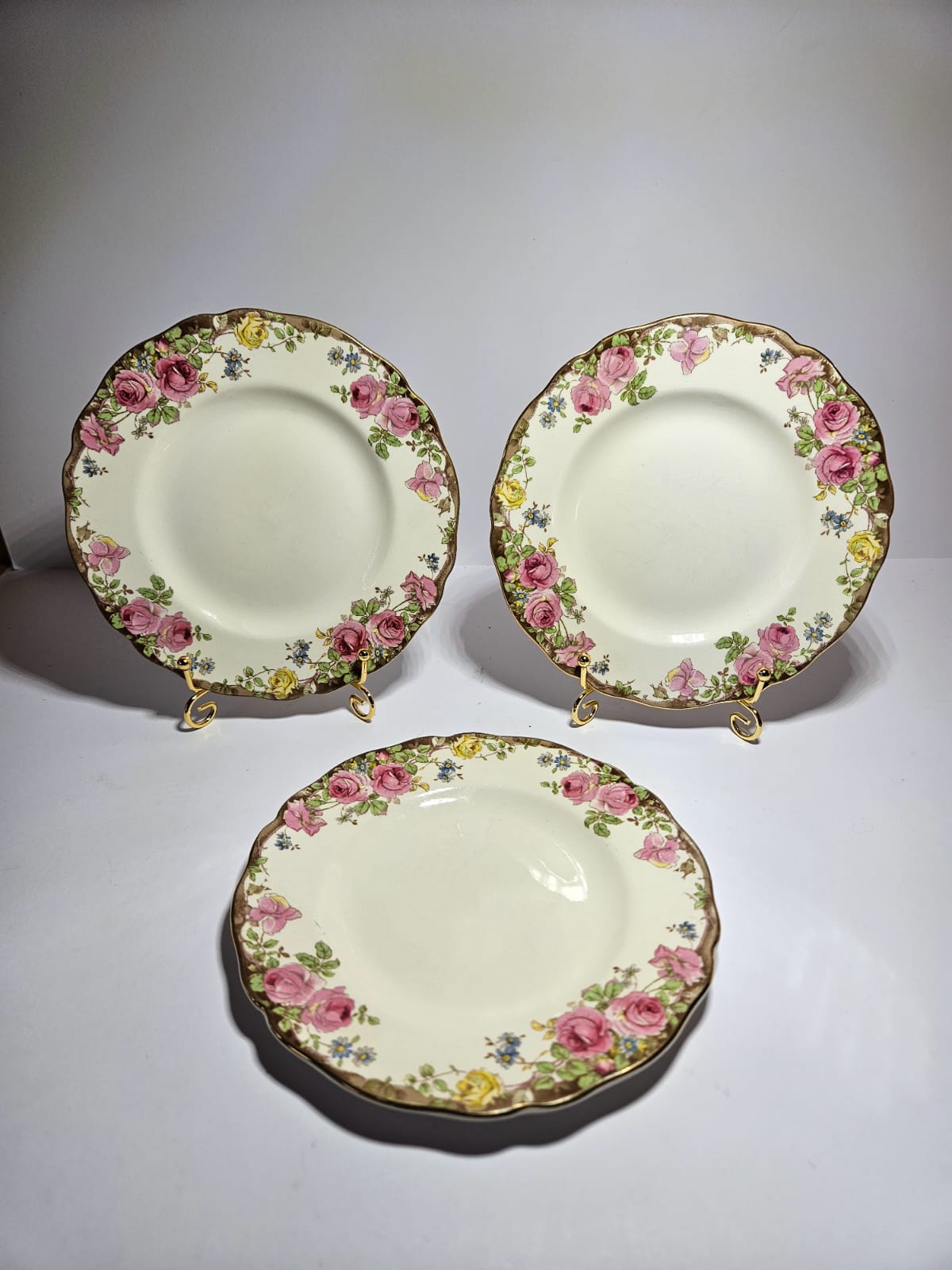 Royal Doulton "Raby Rose "Trio c1937-38 V1503