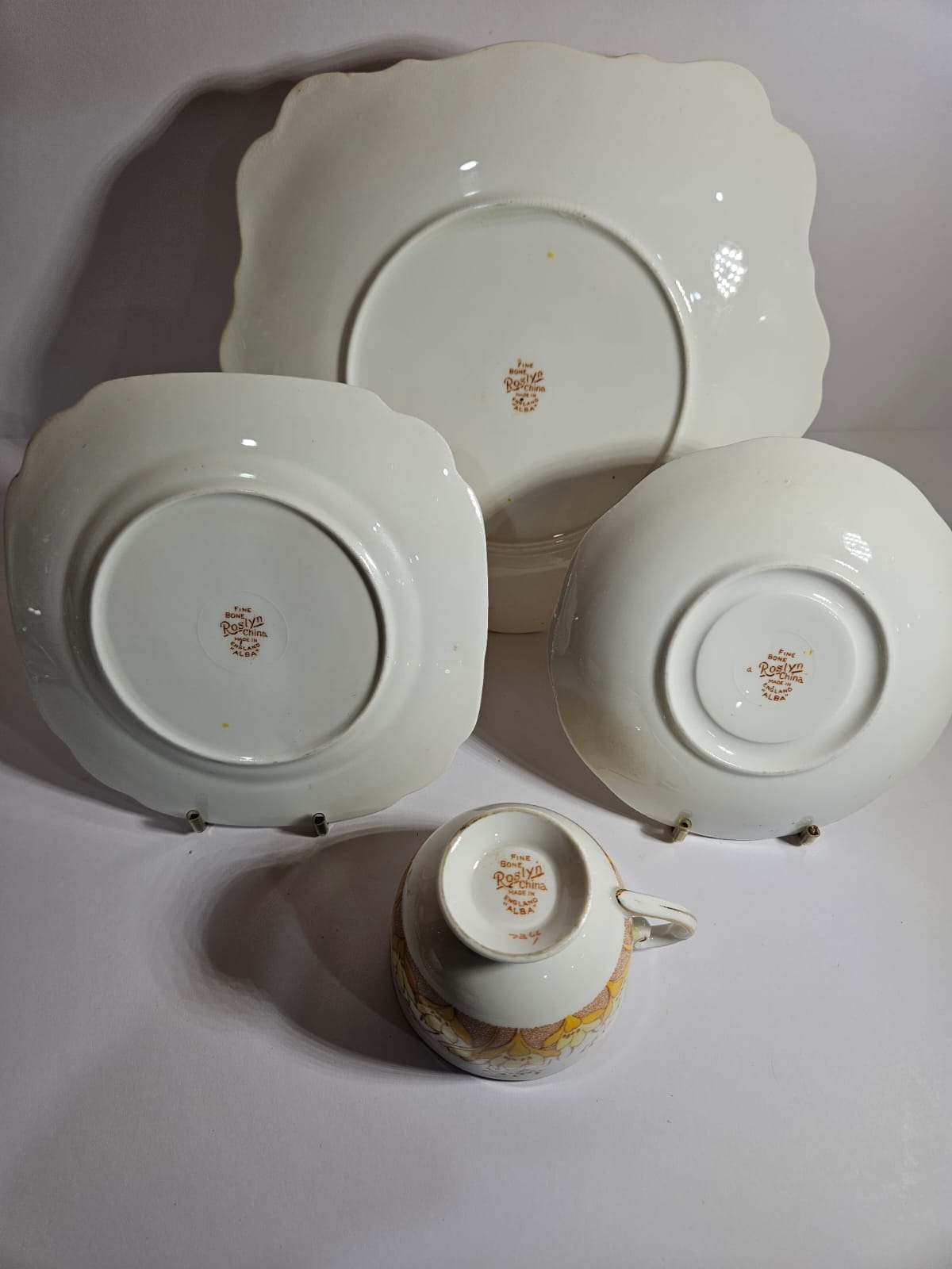 Vintage Roslyn China Alba 19 pieces Tea Set , Pattern No 7866