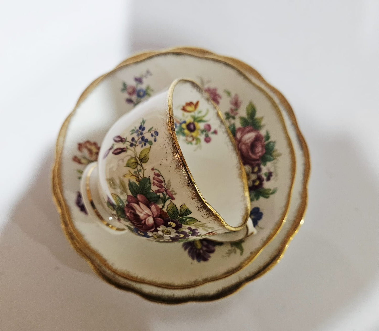 Vintage Roslyn fine bone china "Minuet" trio floral bouquet design and Gold trim