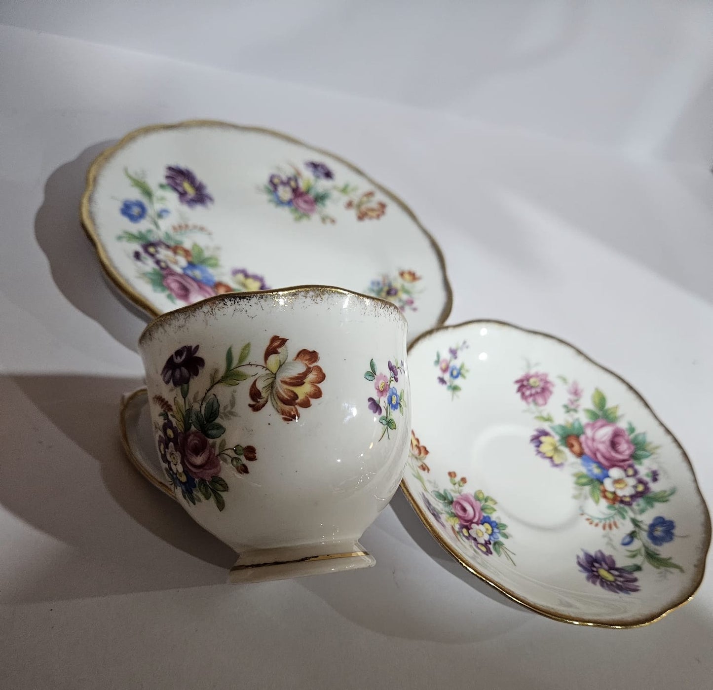 Vintage Roslyn fine bone china "Minuet" trio floral bouquet design and Gold trim
