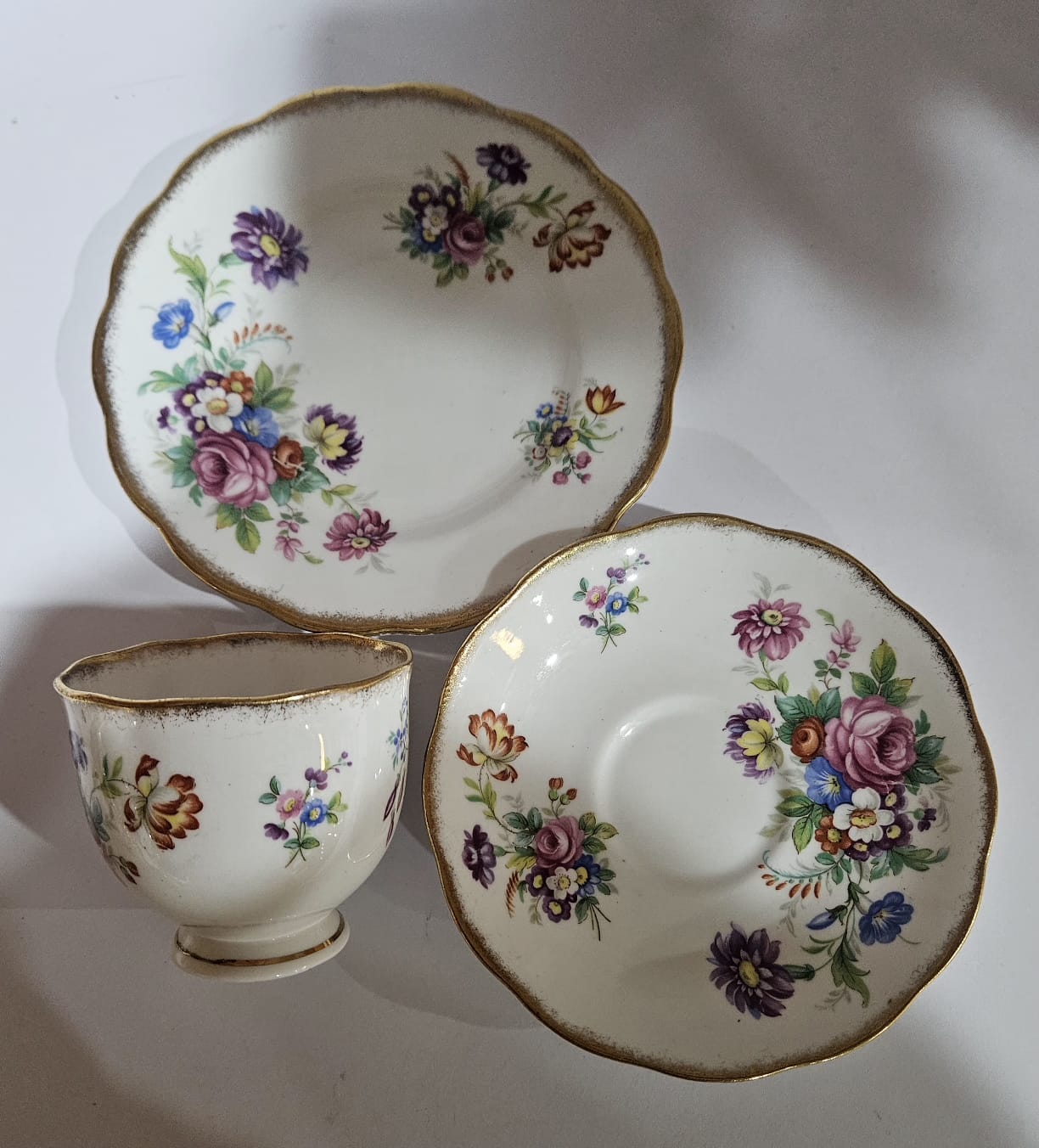 Vintage Roslyn fine bone china "Minuet" trio floral bouquet design and Gold trim