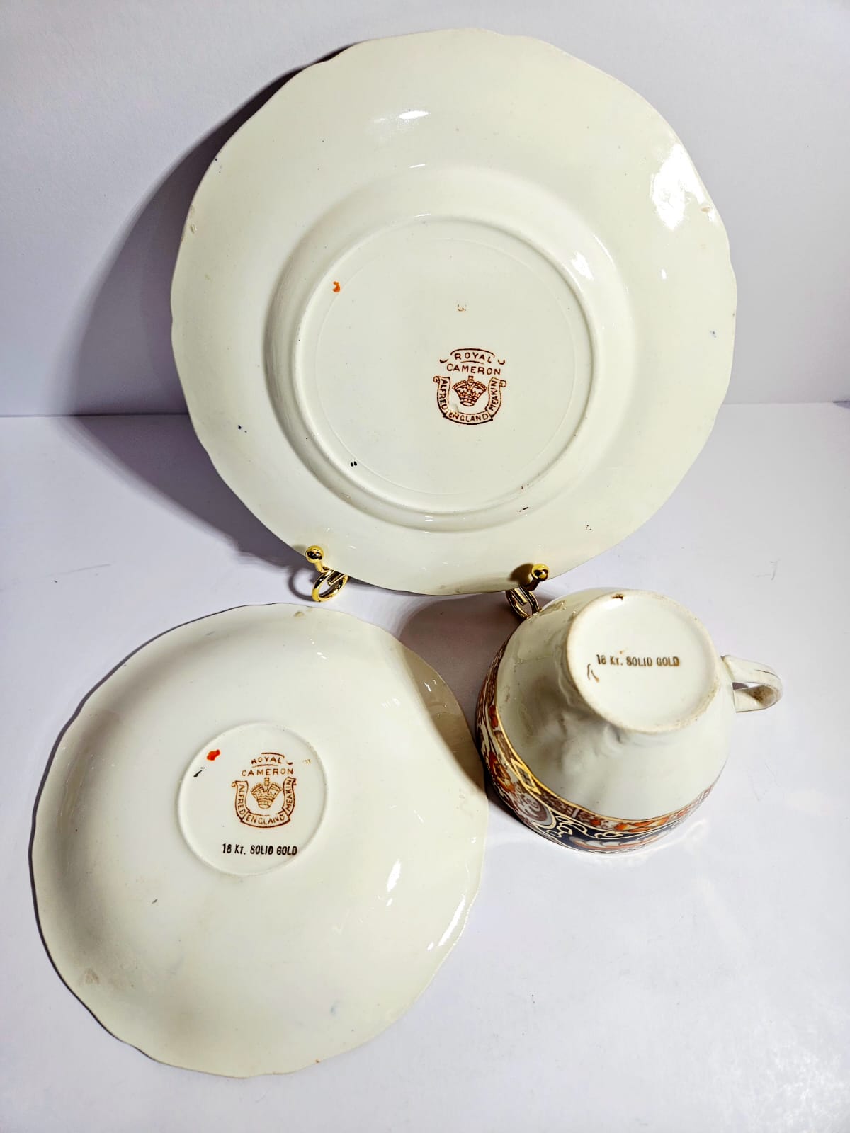 Vintage Royal Cameron Alfred Meakin 16 pcs Tea Set 18K Gold Gild