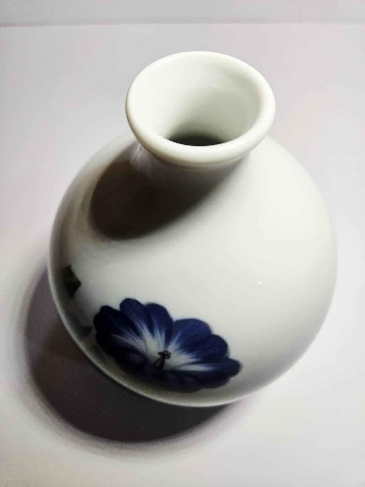 Antique Rare Royal Copenhagen Vase "Convolvolo" #790/1813 Blue Flowers