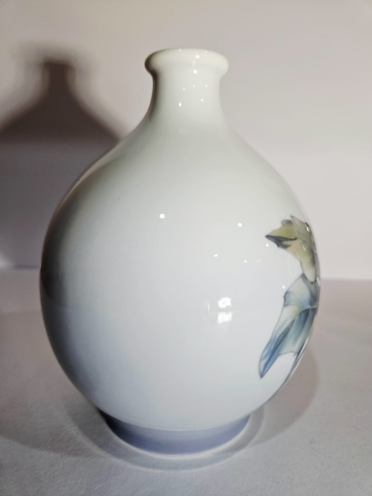 Antique Rare Royal Copenhagen Vase "Convolvolo" #790/1813 Blue Flowers