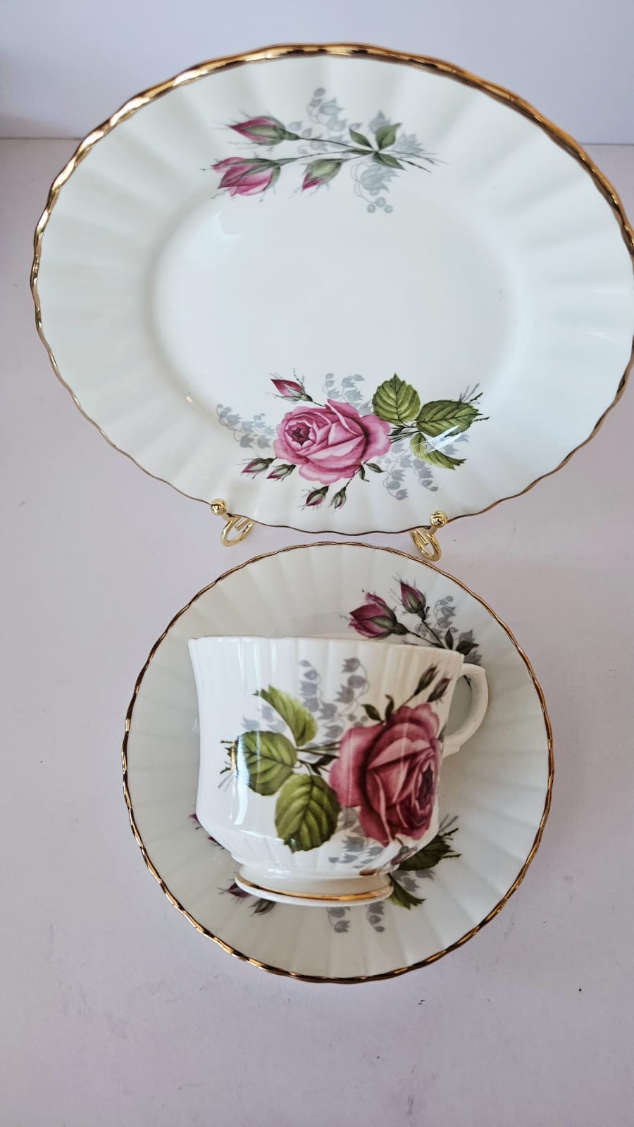 Service à thé trio Royal Stafford Pink Rose n° 669