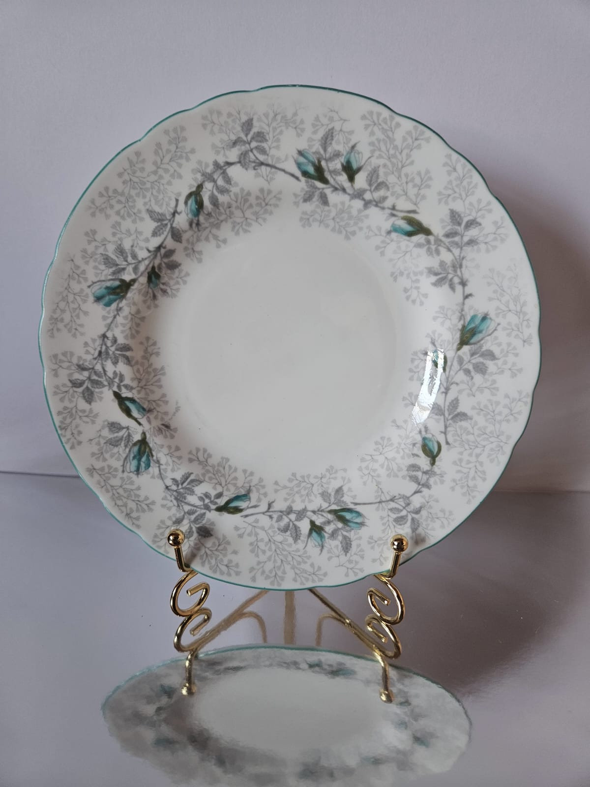 Royal Tuscan 'Fashion Rose' 18 piecesTea set. C1960's