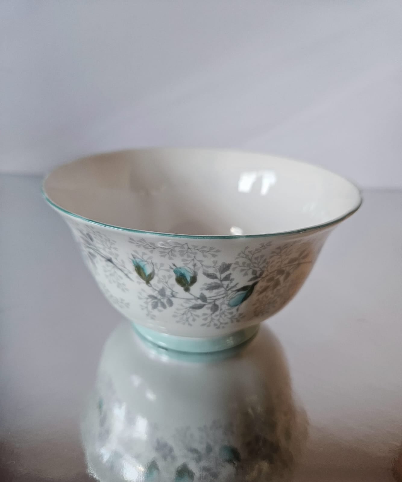 Royal Tuscan 'Fashion Rose' 18 piecesTea set. C1960's