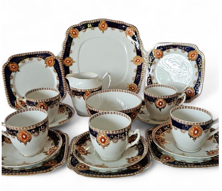 Antique Shore & Coggins Superior English Bell China "Kensington" 18pcs Tea set