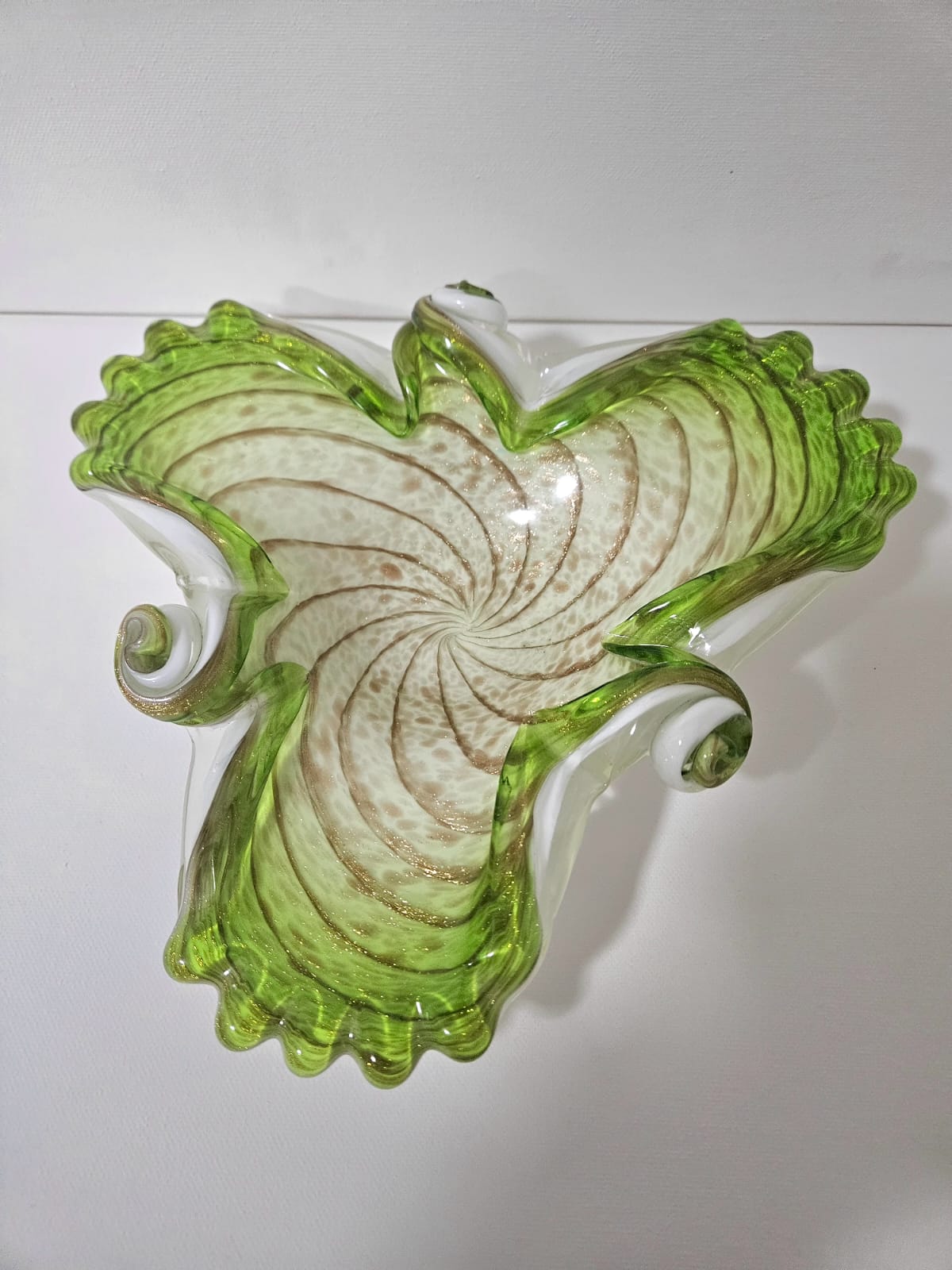 Vintage Green White w/ Copper Aventurine Art Glass Bowl, Fratelli Toso, Murano Italy