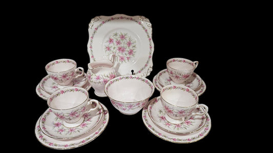 Royal Tuscan fine bone china in the pink "Love in the Mist" pattern 4 people Tea Set