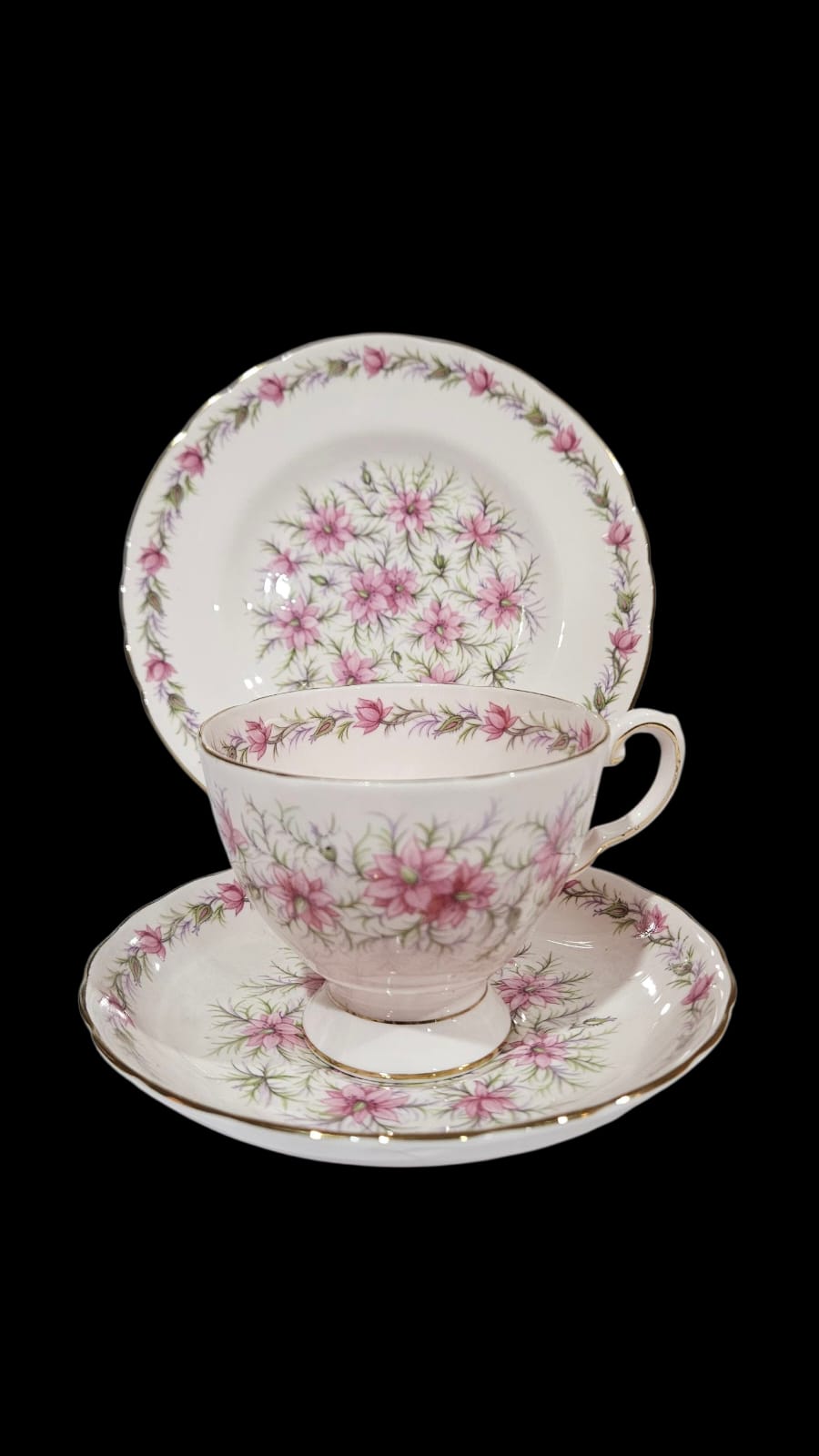 Royal Tuscan fine bone china in the pink "Love in the Mist" pattern 4 people Tea Set