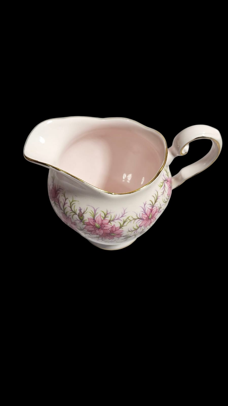 Royal Tuscan fine bone china in the pink "Love in the Mist" pattern 4 people Tea Set