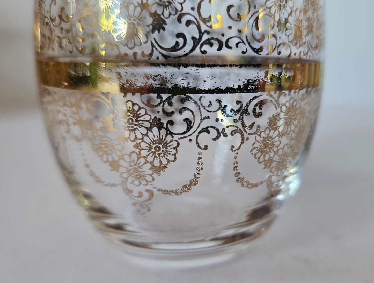 Vintage Vecchia MURANO Decanter & 8 matching glasses 22 Karat Gold leaf