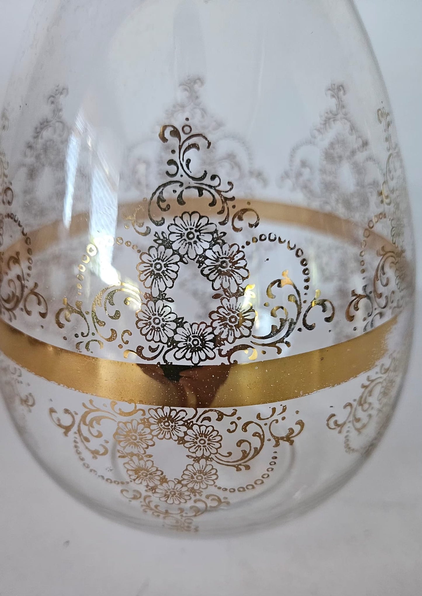 Vintage Vecchia MURANO Decanter & 8 matching glasses 22 Karat Gold leaf