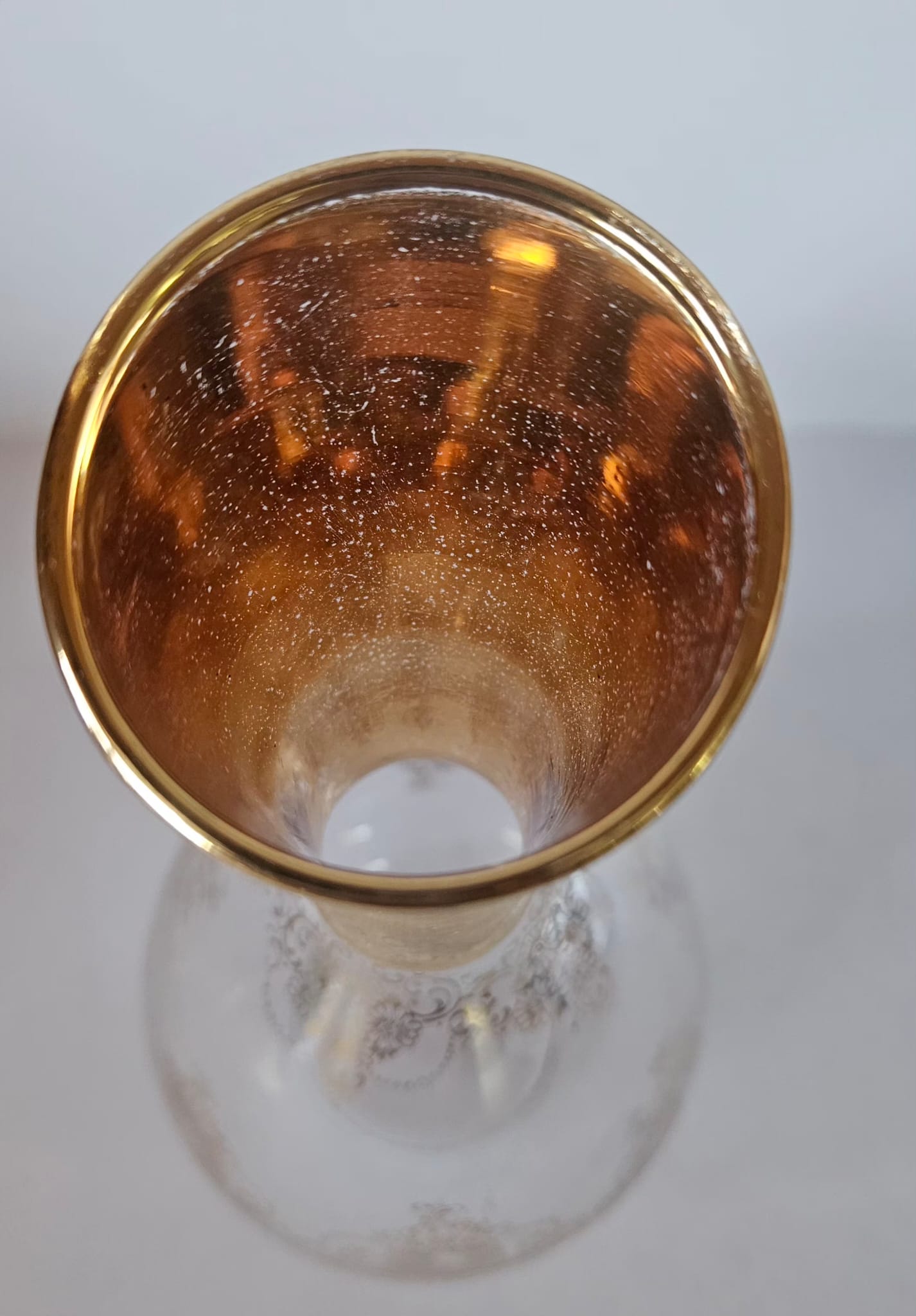 Vintage Vecchia MURANO Decanter & 8 matching glasses 22 Karat Gold leaf