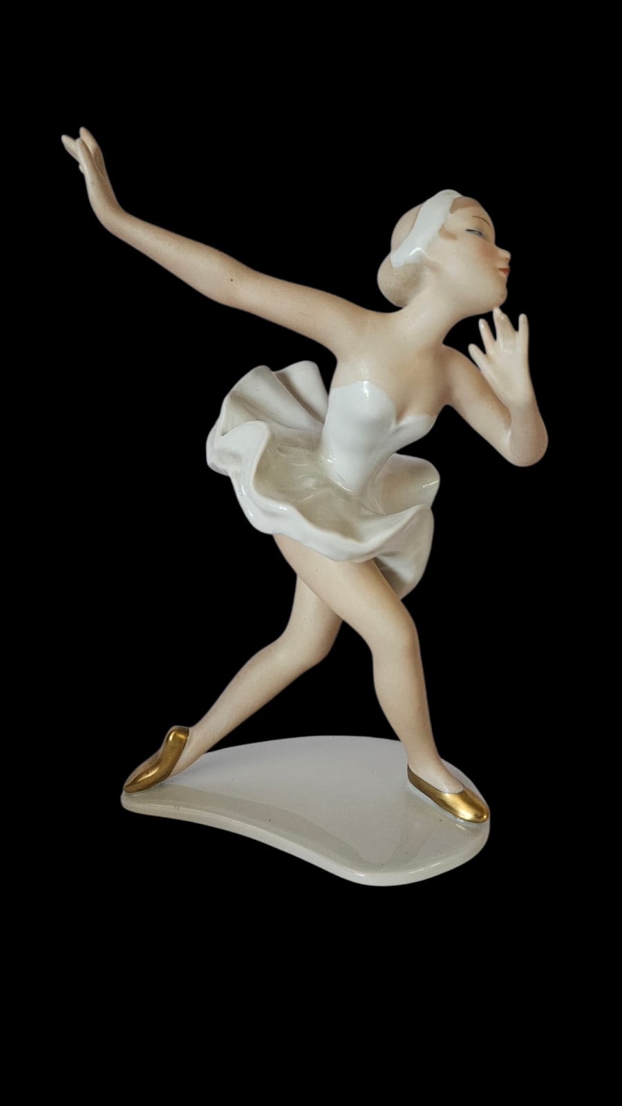 Vintage Rare Wallendorf Ballerina Figurine Porcelain GDR East Germany 1764