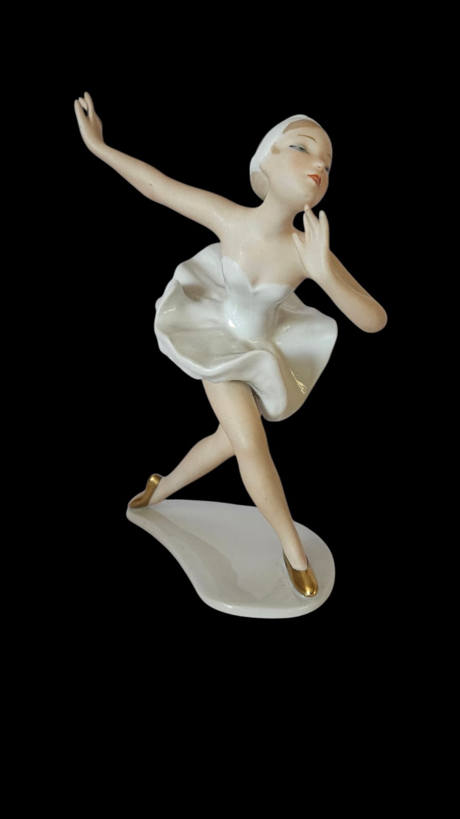 Vintage Rare Wallendorf Ballerina Figurine Porcelain GDR East Germany 1764