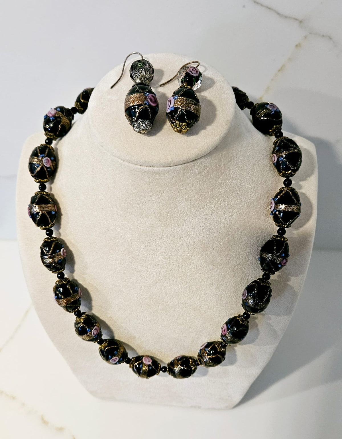 Vintage Venetian Murano Wedding cake necklace with matching earrings