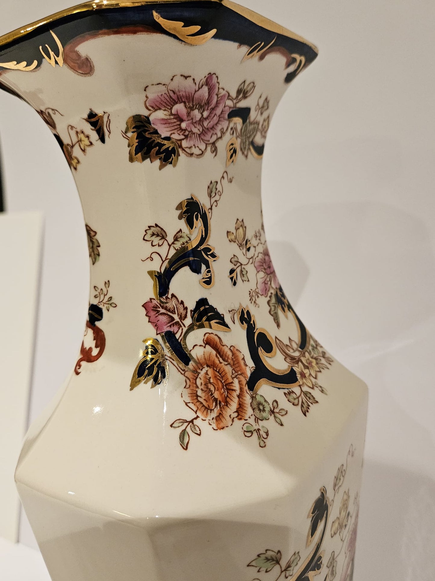 Large Mason's Ironstone Blue "Mandalay" vase c.1940